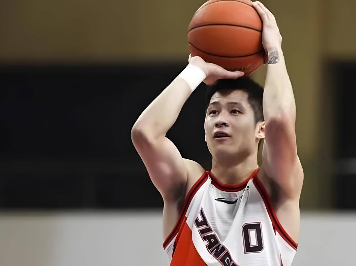 关于萨克拉门托国王迎CBA季后赛关键赛，赛前扳平良机，球迷炸锅，球队文化再被提及的信息